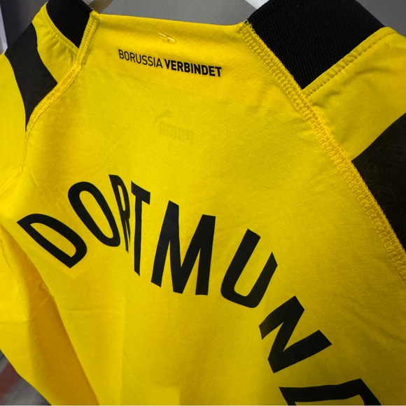 2023/24 Dortmund x Puma Authentic Home Kit - Picture 5 of 6